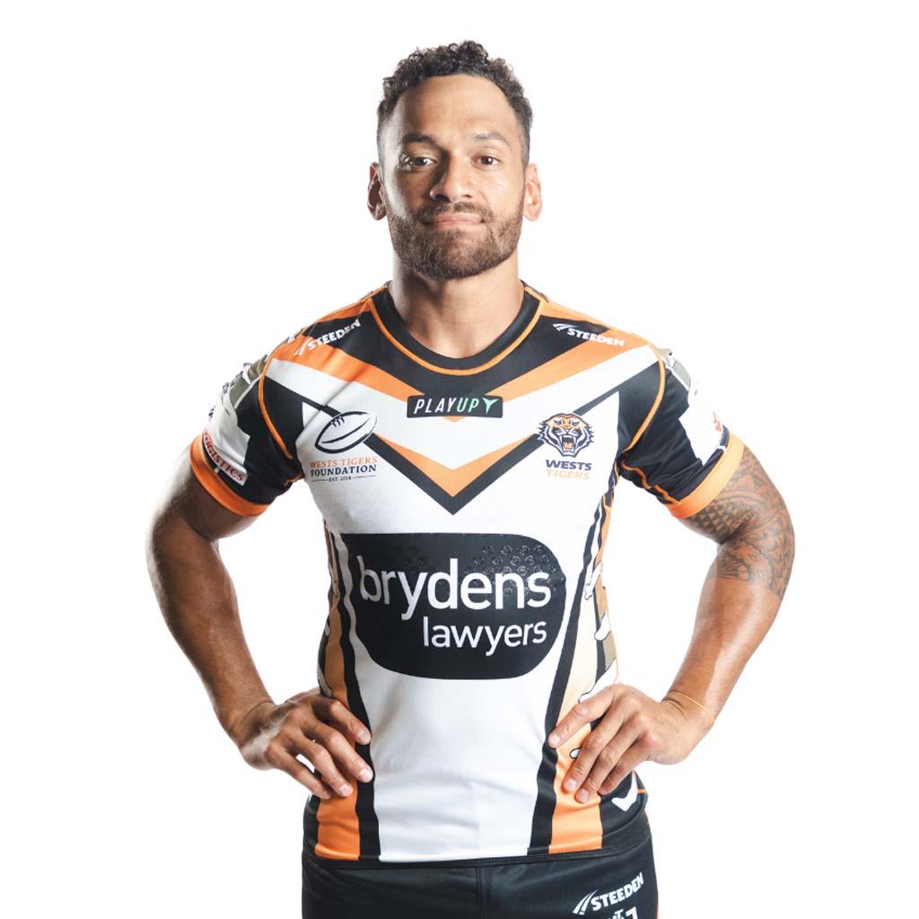 Wests Tigers Greatest Signed Jersey :: Wests Tigers :: NRL - Rugby League  :: Sports Memorabilia :: Memorabilia Australia
